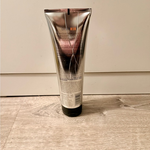 Color Wow Color Security Shampoo - Picture 4 of 8